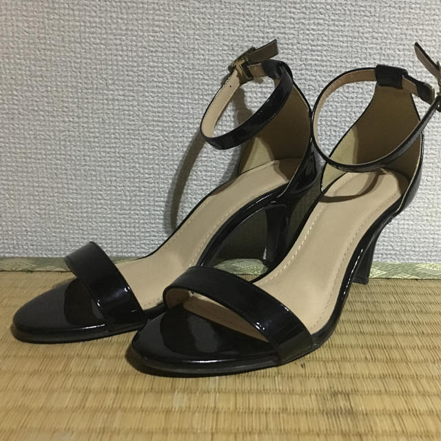 GU(ジーユー)のgu 細ストラップ サンダル レディースの靴/シューズ(サンダル)の商品写真