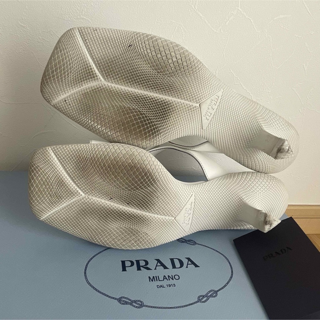 PRADA - 美品 PRADA プラダ トライアングルロゴ サンダル PRADA - 美品 PRADA プラダ トライアングルロゴ サンダル