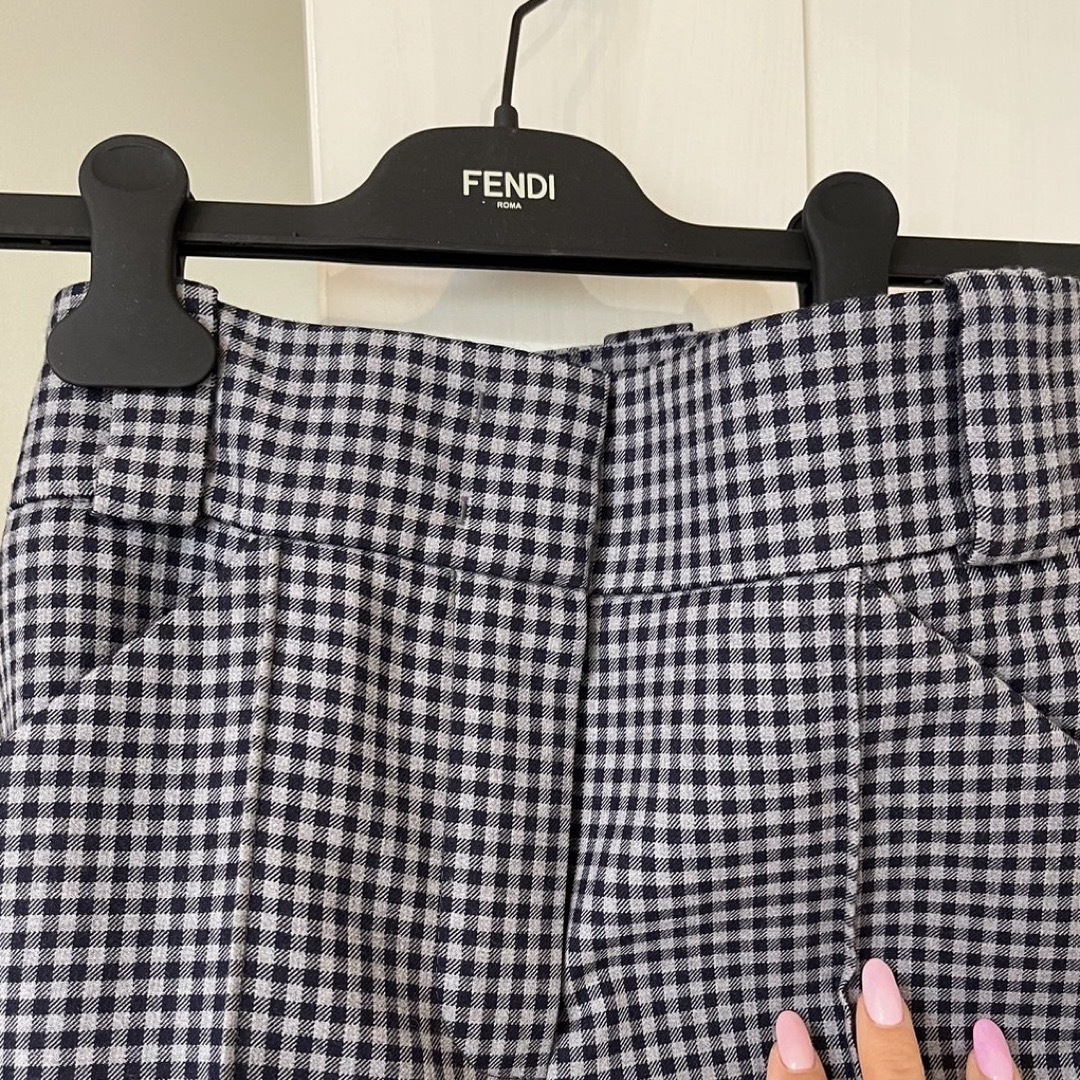 FENDI - 【値下げ】FENDI フェンディ パンツ【新品】の通販 by FENDI - 【値下げ】FENDI フェンディ パンツ【新品】の通販 by