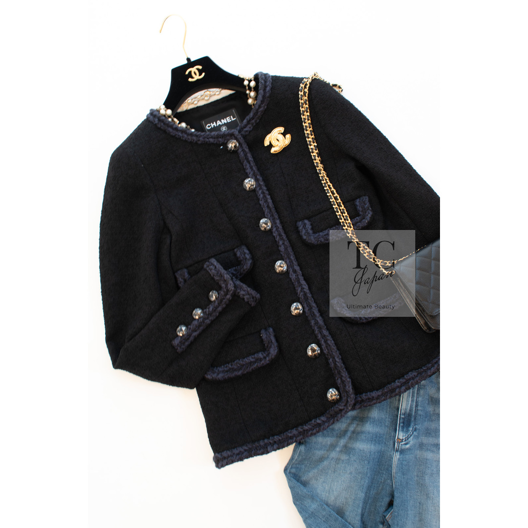 CHANEL - 83万 シャネル リトル ブラック ジャケット CHANEL 83 CHANEL - 83万 シャネル リトル ブラック ジャケット CHANEL 83