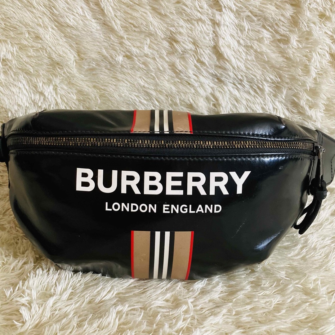 BURBERRY - 【人気】バーバリー ノバチェック ボディバック BURBERRY - 【人気】バーバリー ノバチェック ボディバック
