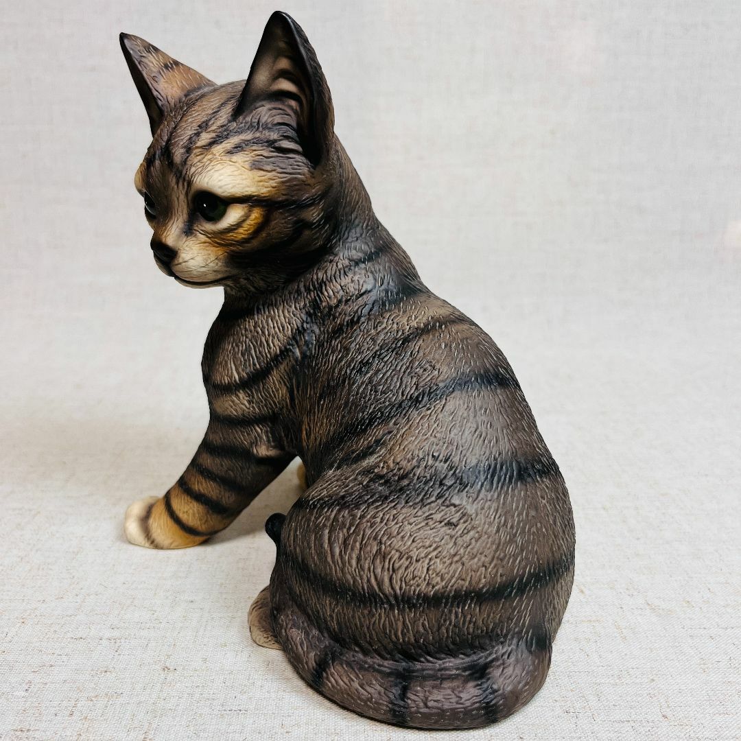HK Demain ドマン フィギュリン 陶器製 置物 キジトラ 猫 2体 HK Demain ドマン フィギュリン 陶器製 置物 キジトラ 猫 2体