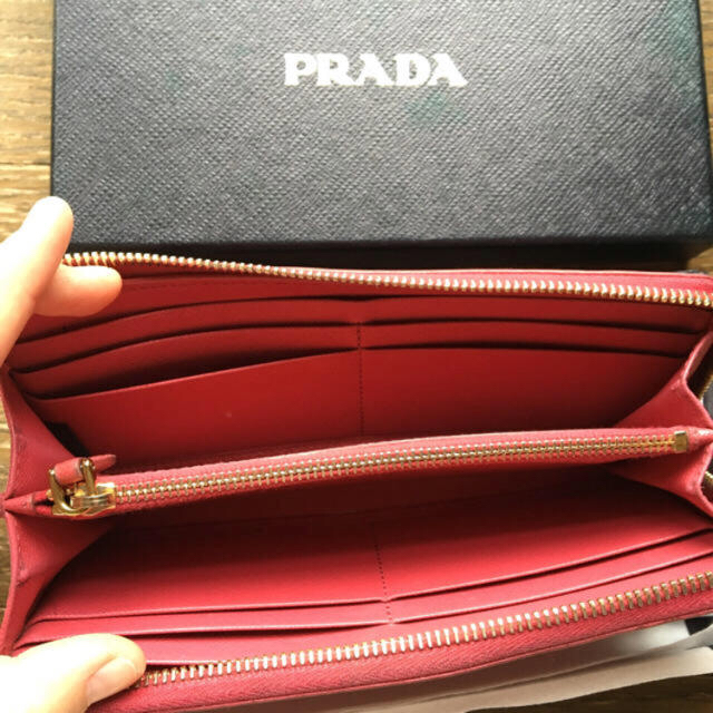 PRADA(プラダ)の正真正銘👛正規品 ❣️プラダ 財布  レディースのファッション小物(財布)の商品写真