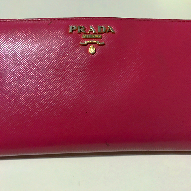 PRADA(プラダ)の正真正銘👛正規品 ❣️プラダ 財布  レディースのファッション小物(財布)の商品写真