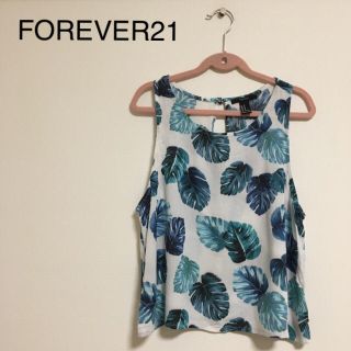 フォーエバートゥエンティーワン(FOREVER 21)の【13日発送予定◆最終値下げ】FOREVER21◆新品未使用(カットソー(半袖/袖なし))