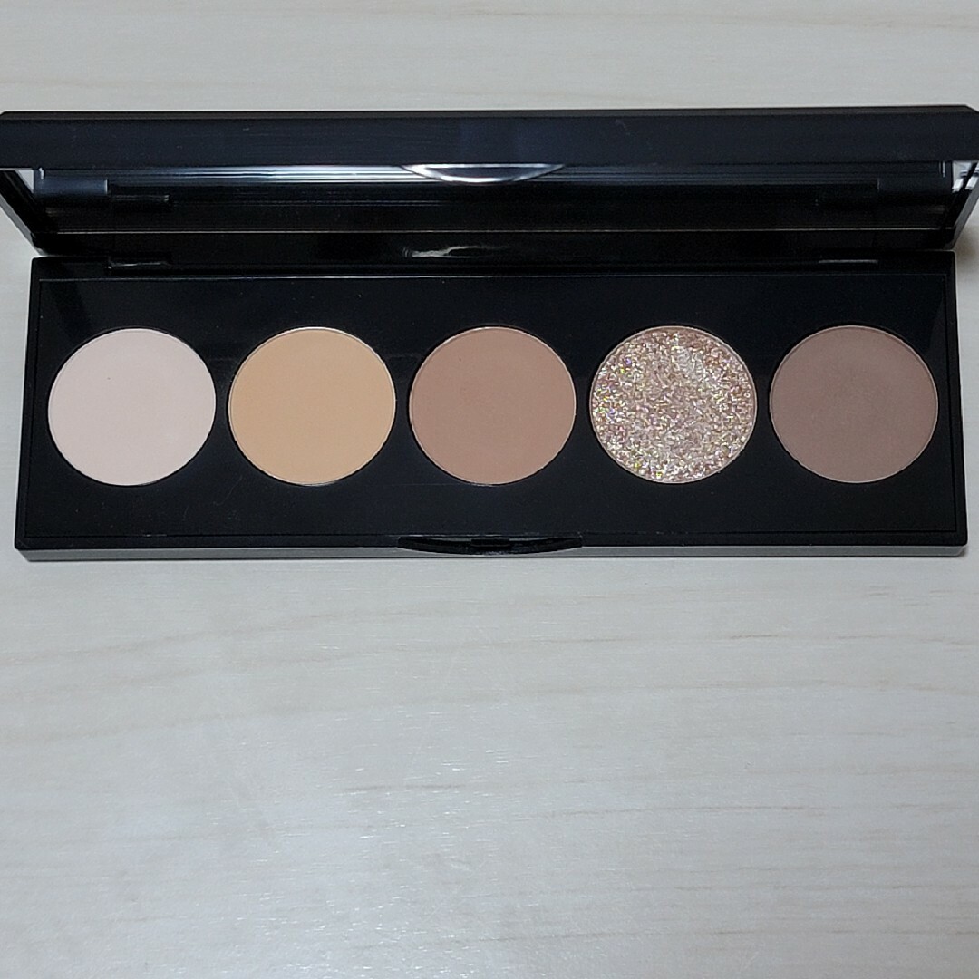 BOBBI BROWN - BOBBI BROWN オパールヌードアイシャドウパレット BOBBI BROWN - BOBBI BROWN オパールヌードアイシャドウパレット