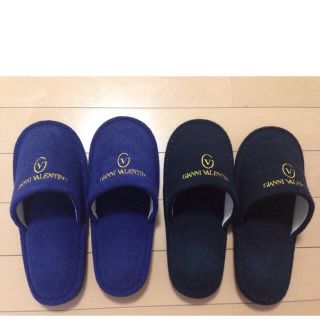 ヴァレンティノ スリッパの通販 12点 | VALENTINOを買うならラクマ