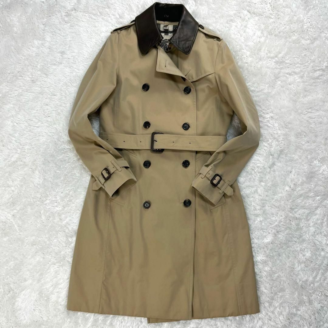BURBERRY - 【現行・金タグ】バーバリー☆襟レザー切り替え BURBERRY - 【現行・金タグ】バーバリー☆襟レザー切り替え
