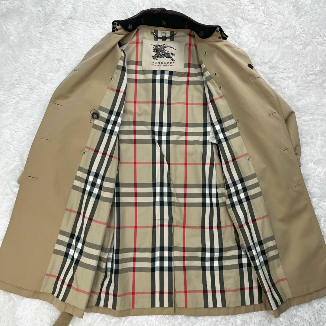 BURBERRY - 【現行・金タグ】バーバリー☆襟レザー切り替え BURBERRY - 【現行・金タグ】バーバリー☆襟レザー切り替え