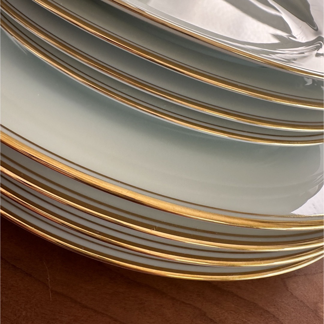 Noritake - ノリタケ☆白☆丸皿2サイズ4セット☆の通販 by Noritake - ノリタケ☆白☆丸皿2サイズ4セット☆の通販 by