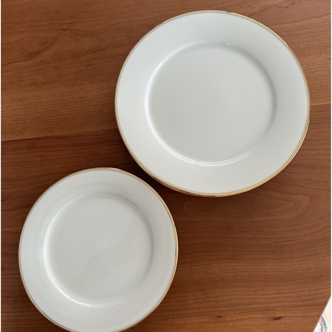 Noritake - ノリタケ☆白☆丸皿2サイズ4セット☆の通販 by Noritake - ノリタケ☆白☆丸皿2サイズ4セット☆の通販 by