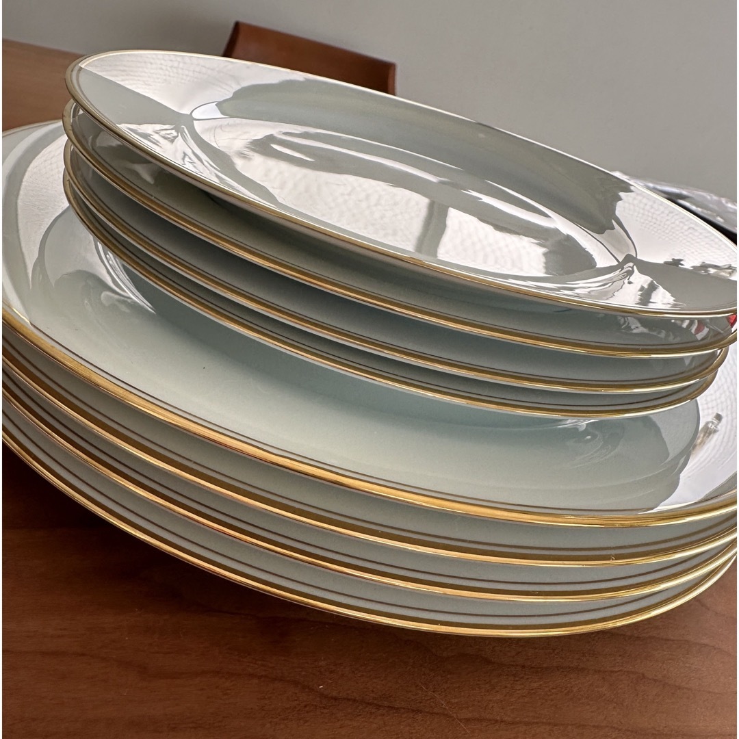 Noritake - ノリタケ☆白☆丸皿2サイズ4セット☆の通販 by Noritake - ノリタケ☆白☆丸皿2サイズ4セット☆の通販 by