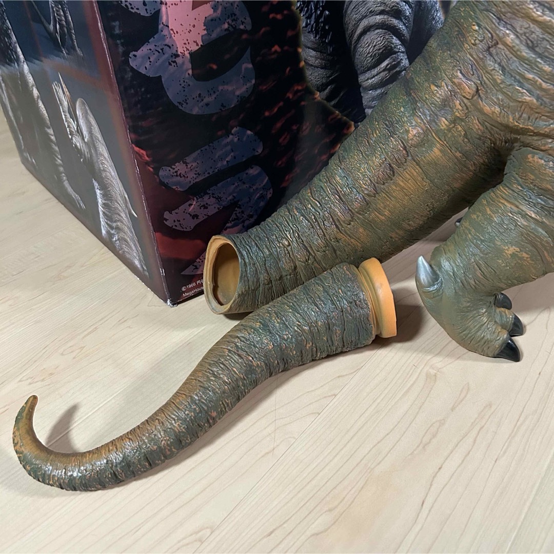 戯画giga ART WORKS MONSTERS ウルトラマン ゴモラ 特撮 戯画giga ART WORKS MONSTERS ウルトラマン ゴモラ 特撮