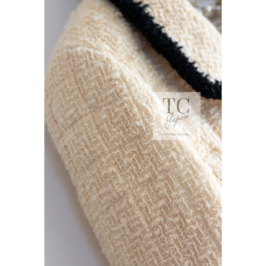 CHANEL - シャネル ジャケット スーツ CHANEL アイボリー CHANEL - シャネル ジャケット スーツ CHANEL アイボリー
