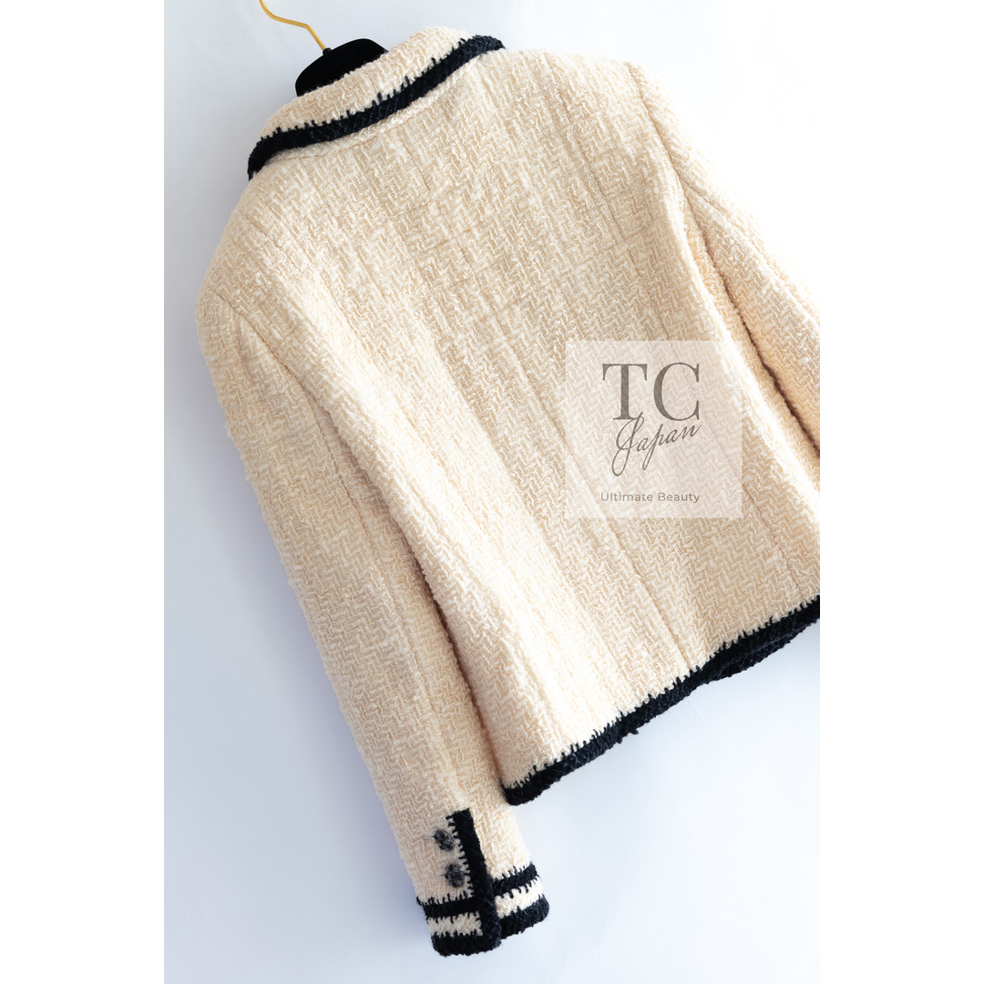 CHANEL - シャネル ジャケット スーツ CHANEL アイボリー CHANEL - シャネル ジャケット スーツ CHANEL アイボリー