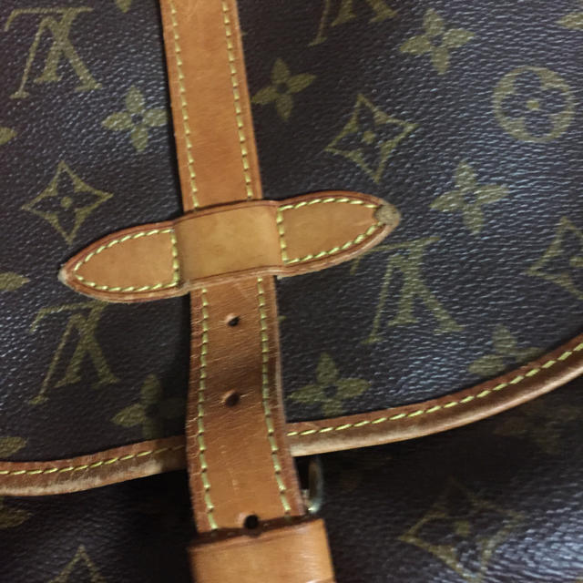 LOUIS VUITTON(ルイヴィトン)のused。ルイ・ヴィトン。ソミュール。 レディースのバッグ(ショルダーバッグ)の商品写真