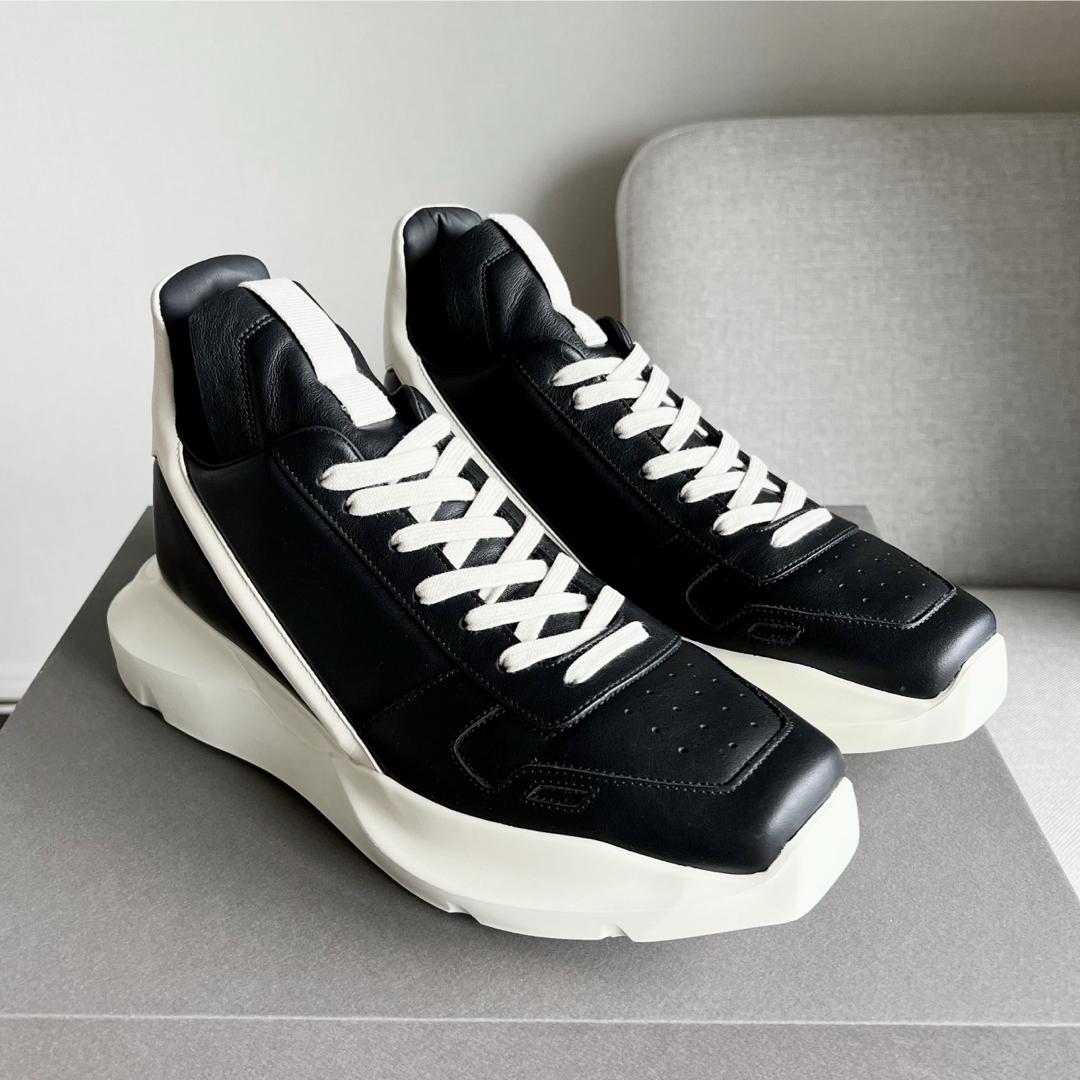 Rick Owens - 新品 RICK OWENS GETH RUNNER ブラック スニーカー Rick Owens - 新品 RICK OWENS GETH RUNNER ブラック スニーカー