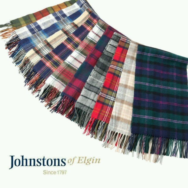 Johnstons(ジョンストンズ)の【AYUMU様専用】ジョンストンズ☆ユニセックスマフラー レディースのファッション小物(マフラー/ショール)の商品写真