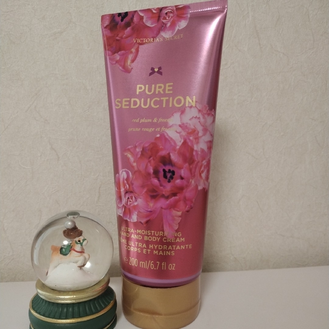 Victoria's Secret(ヴィクトリアズシークレット)のVICTORIA'S SECRET ボディクリーム コスメ/美容のボディケア(ボディクリーム)の商品写真