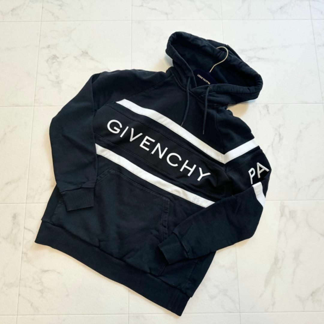 GIVENCHY コントラスト ロゴ刺繍 スウェットプルオーバー GIVENCHY コントラスト ロゴ刺繍 スウェットプルオーバー
