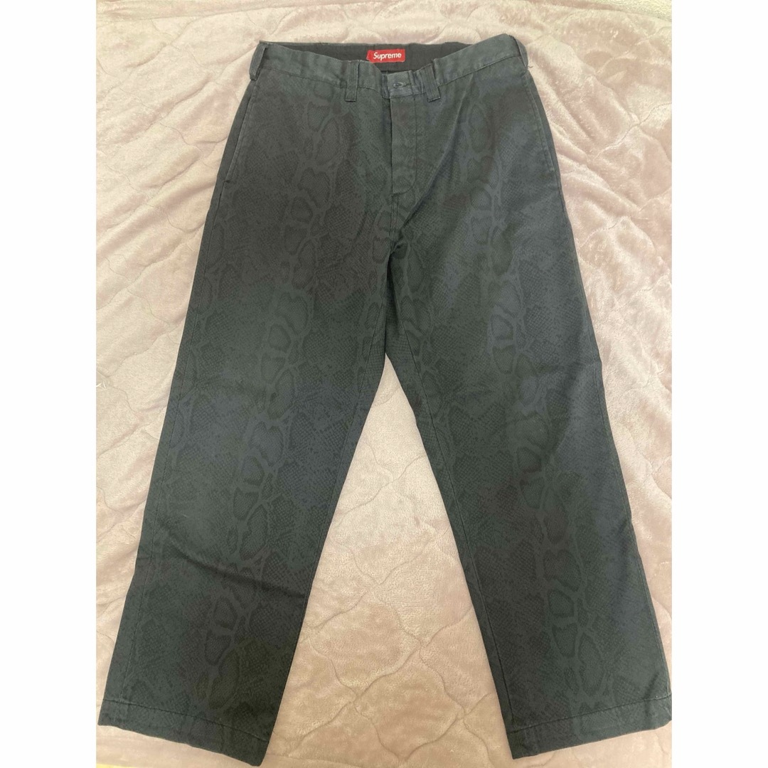 Supreme - 【32】Supreme Snake Print Chino Pantの通販 by Supreme - 【32】Supreme Snake Print Chino Pantの通販 by