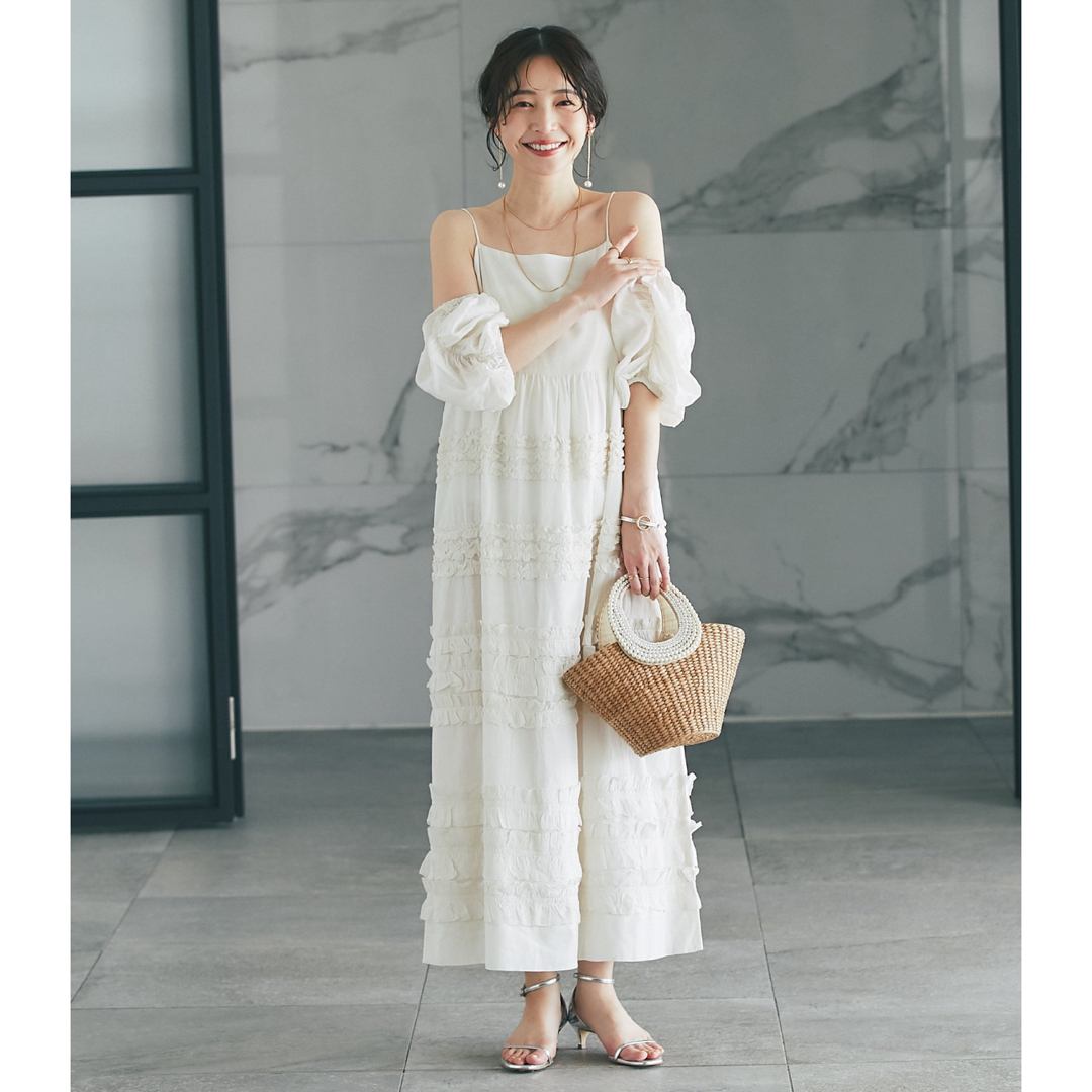 La boutique BonBon(ラブティックボンボン)のラブティックボンボン フリルキャミマキシワンピース レディースのワンピース(ロングワンピース/マキシワンピース)の商品写真