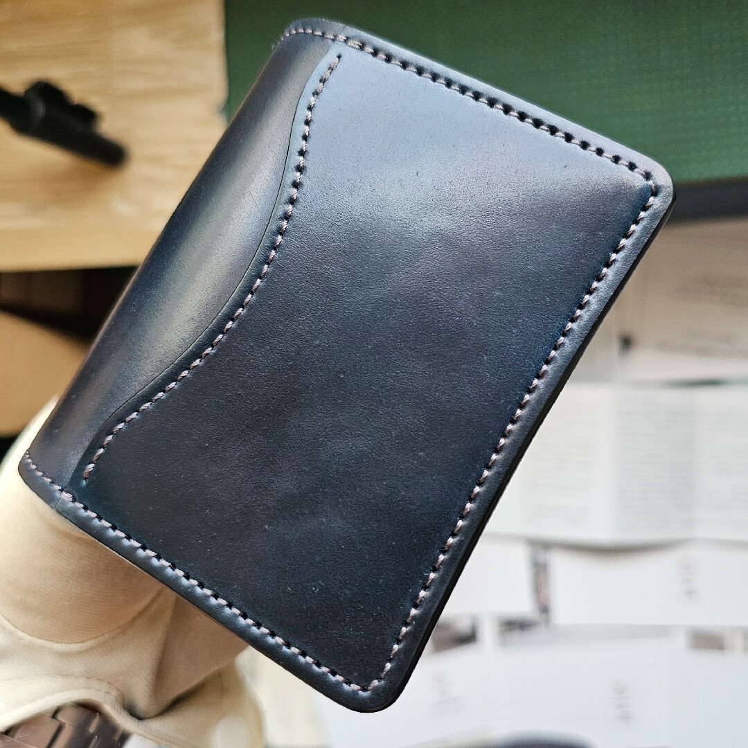 新品 ワイルドスワンズ シェルコードバン ネイビー タング コードバン サドルの通販 by いずみ's shop|ラクマ 新品 ワイルドスワンズ シェルコードバン ネイビー タング コードバン サドルの通販 by いずみ's shop|ラクマ