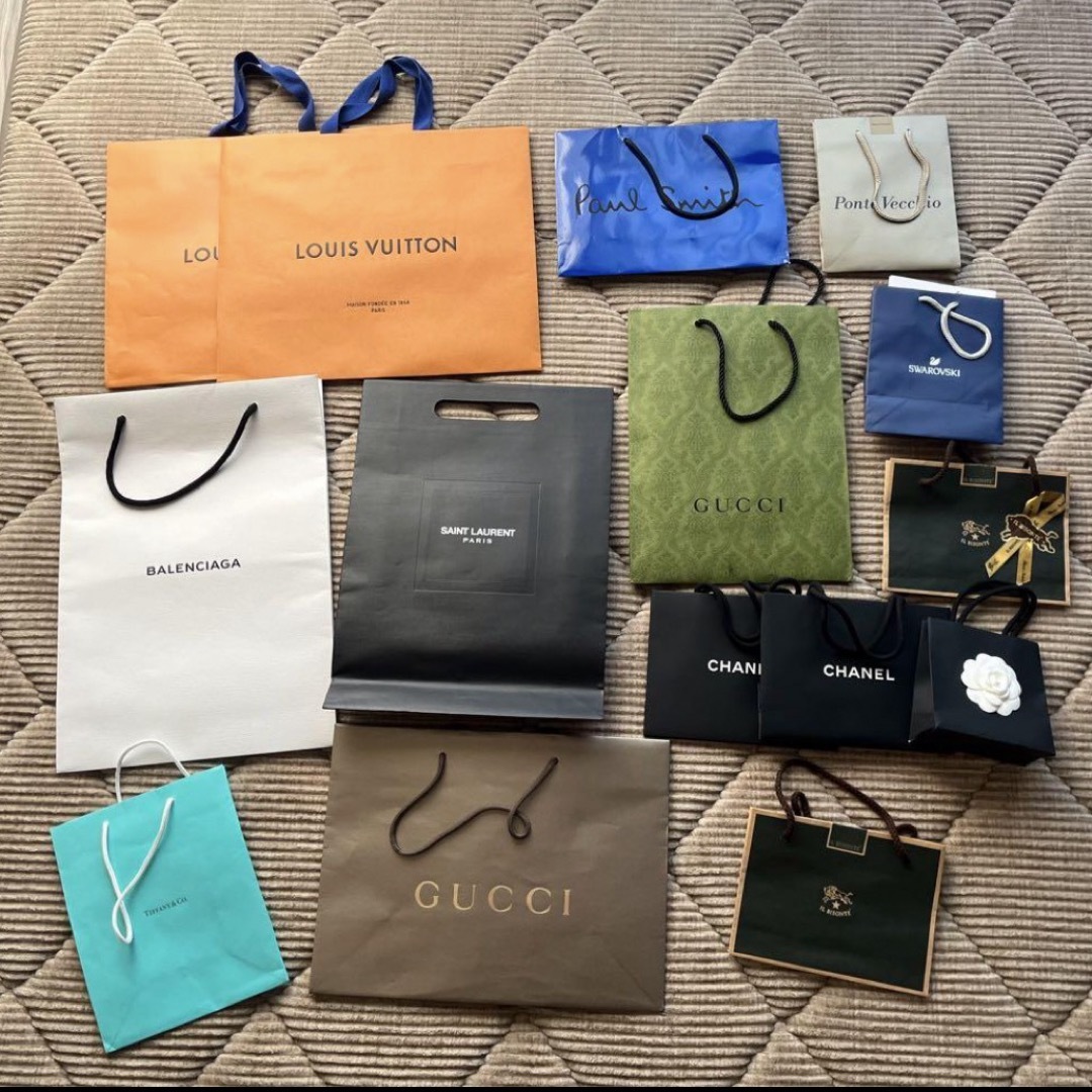 LOUIS VUITTON - ハイブランド 紙袋 まとめ売りの通販 by さおり LOUIS VUITTON - ハイブランド 紙袋 まとめ売りの通販 by さおり