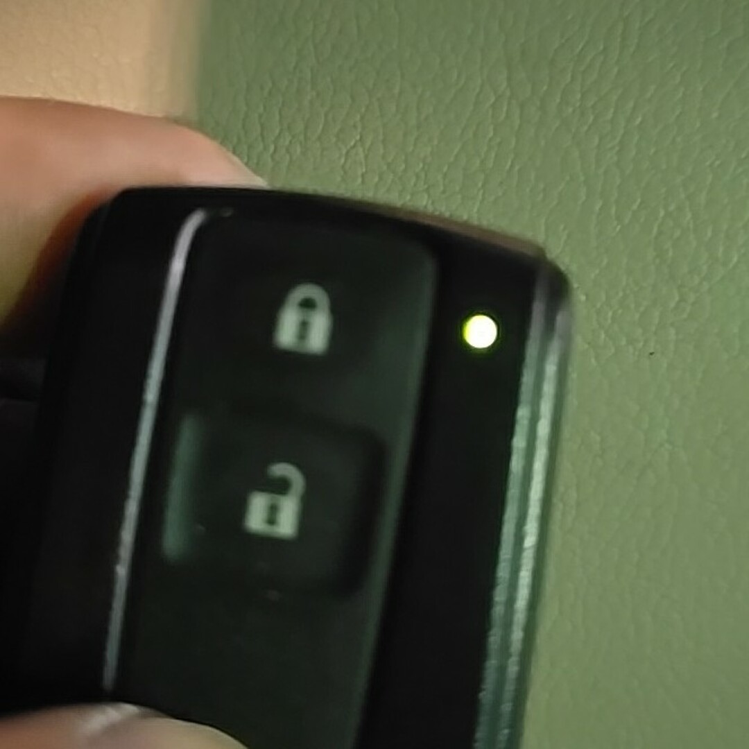ダイハツ - ダイハツ「スマートキー(キーフリー)」3ボタン(電動 ダイハツ - ダイハツ「スマートキー(キーフリー)」3ボタン(電動