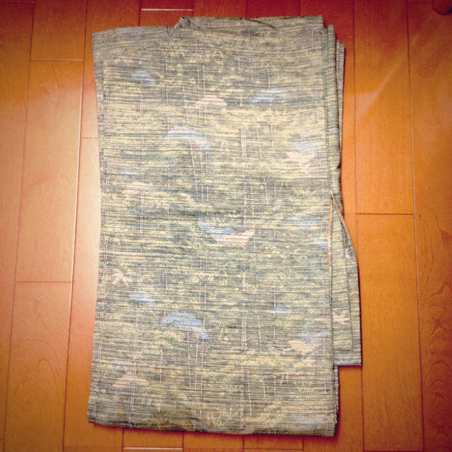 KIMONO★グリーン風景柄大島紬 レディースの水着/浴衣(着物)の商品写真