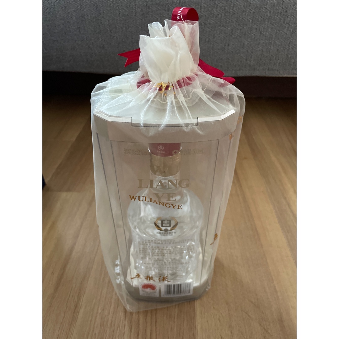新品未開封】五粮液/中国酒/白酒 500ml 52度 2024年製 祝酒 新品未開封】五粮液/中国酒/白酒 500ml 52度 2024年製 祝酒