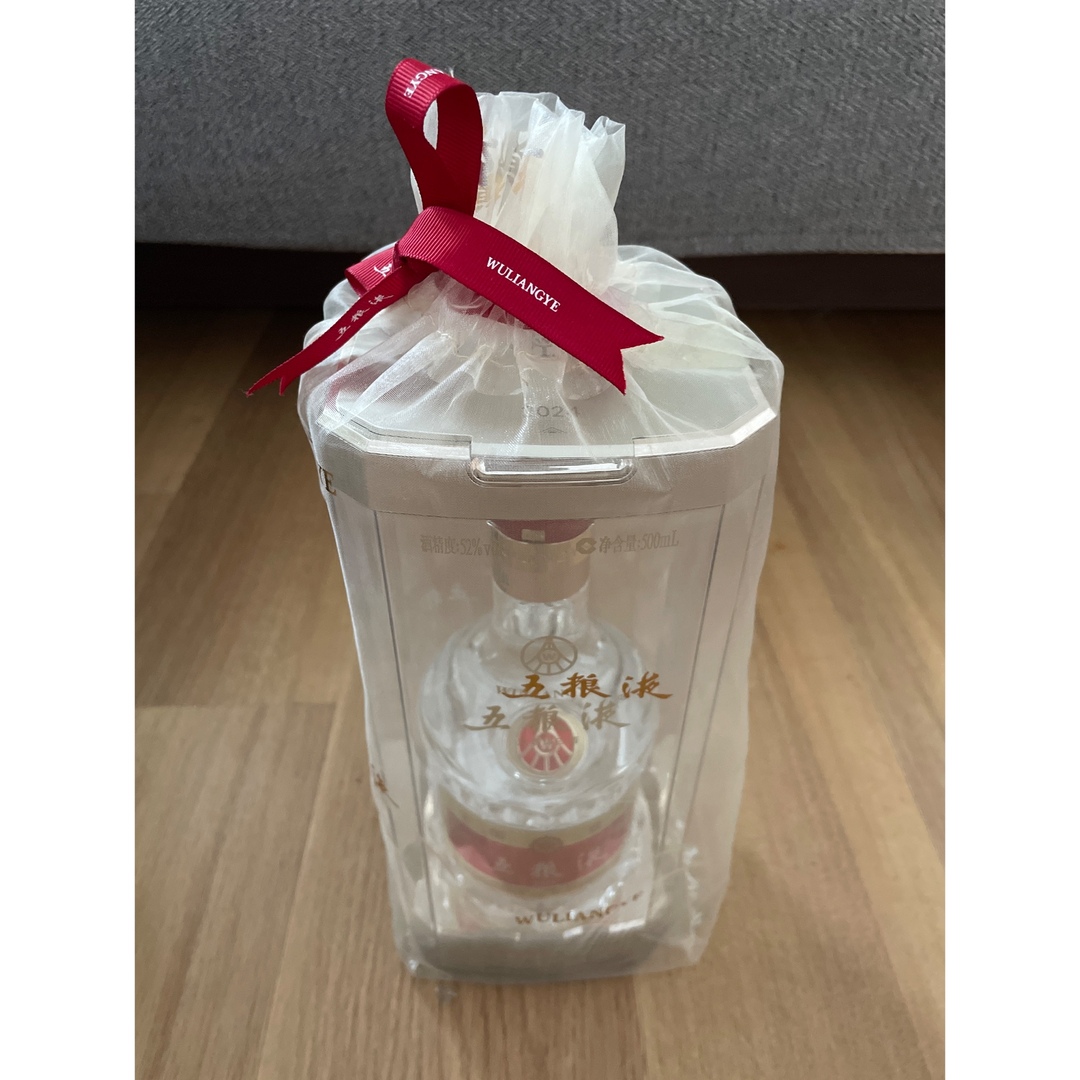 新品未開封】五粮液/中国酒/白酒 500ml 52度 2024年製 祝酒 新品未開封】五粮液/中国酒/白酒 500ml 52度 2024年製 祝酒