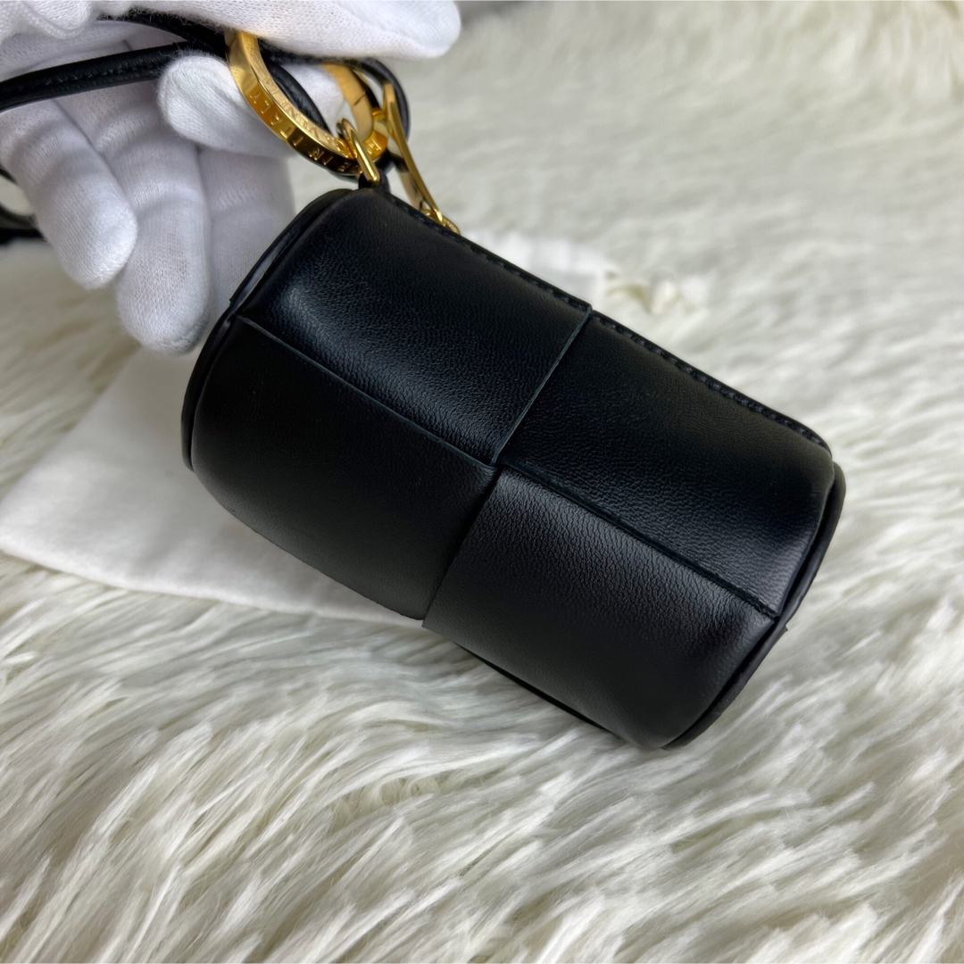 BOTTEGA VENETA - ボッテガヴェネタ ICタグ ラムレザー カセット BOTTEGA VENETA - ボッテガヴェネタ ICタグ ラムレザー カセット