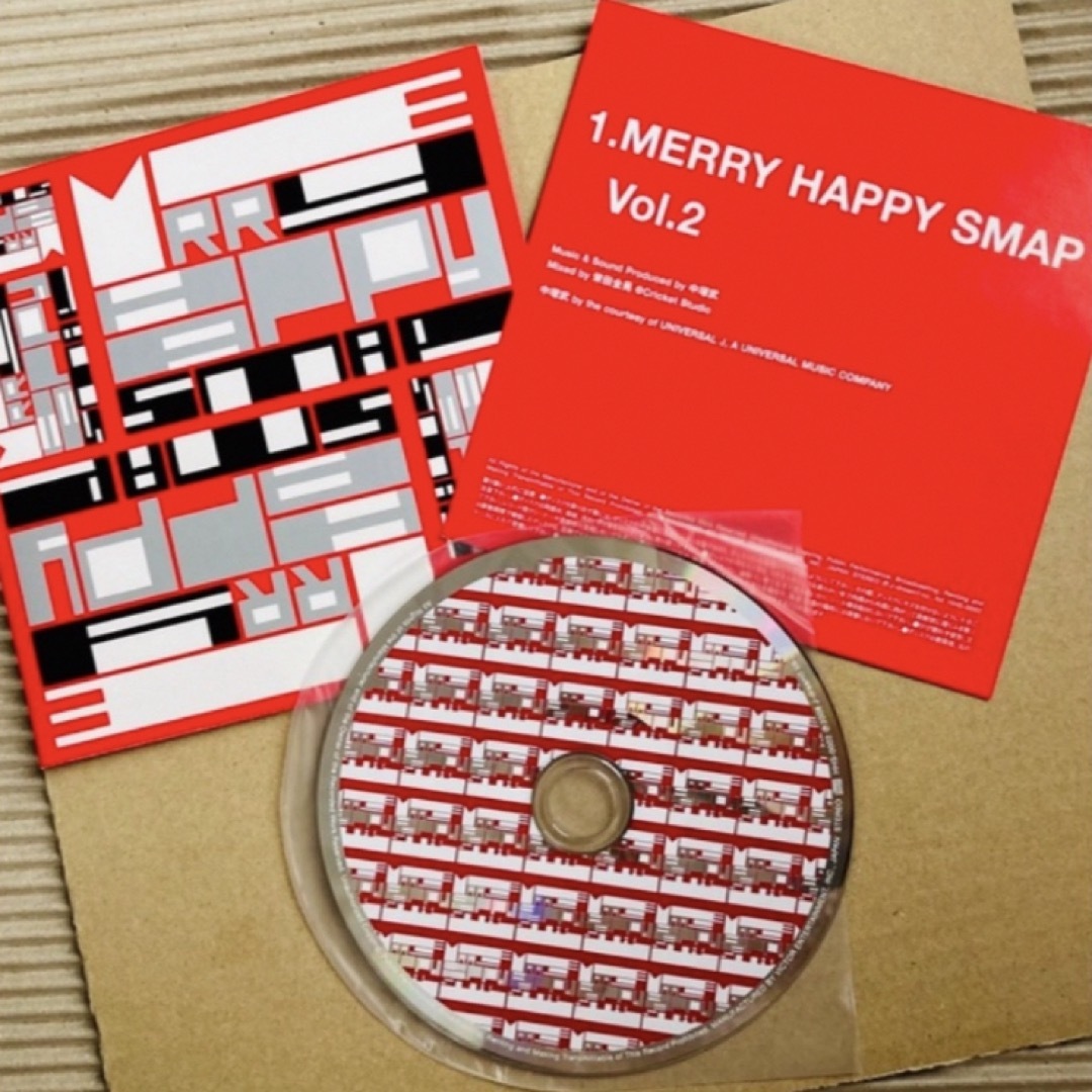 SMAP(スマップ)のショップ限定「MERRY HAPPY SMAP」CD エンタメ/ホビーのタレントグッズ(アイドルグッズ)の商品写真