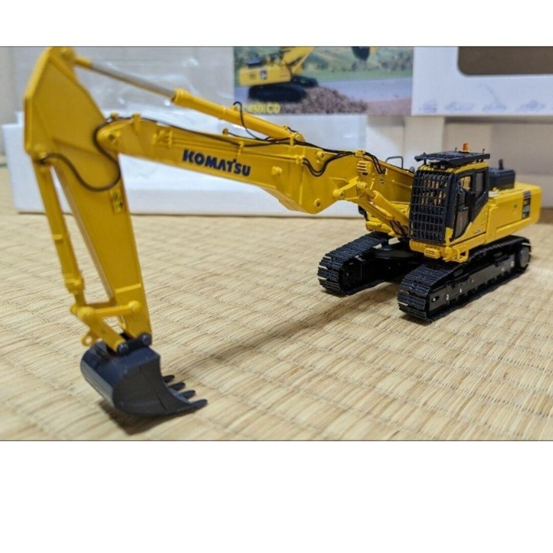品薄※現品のみ KOMATSU PC450 1/50 ミニチュア - メルカリ 品薄※現品のみ KOMATSU PC450 1/50 ミニチュア - メルカリ