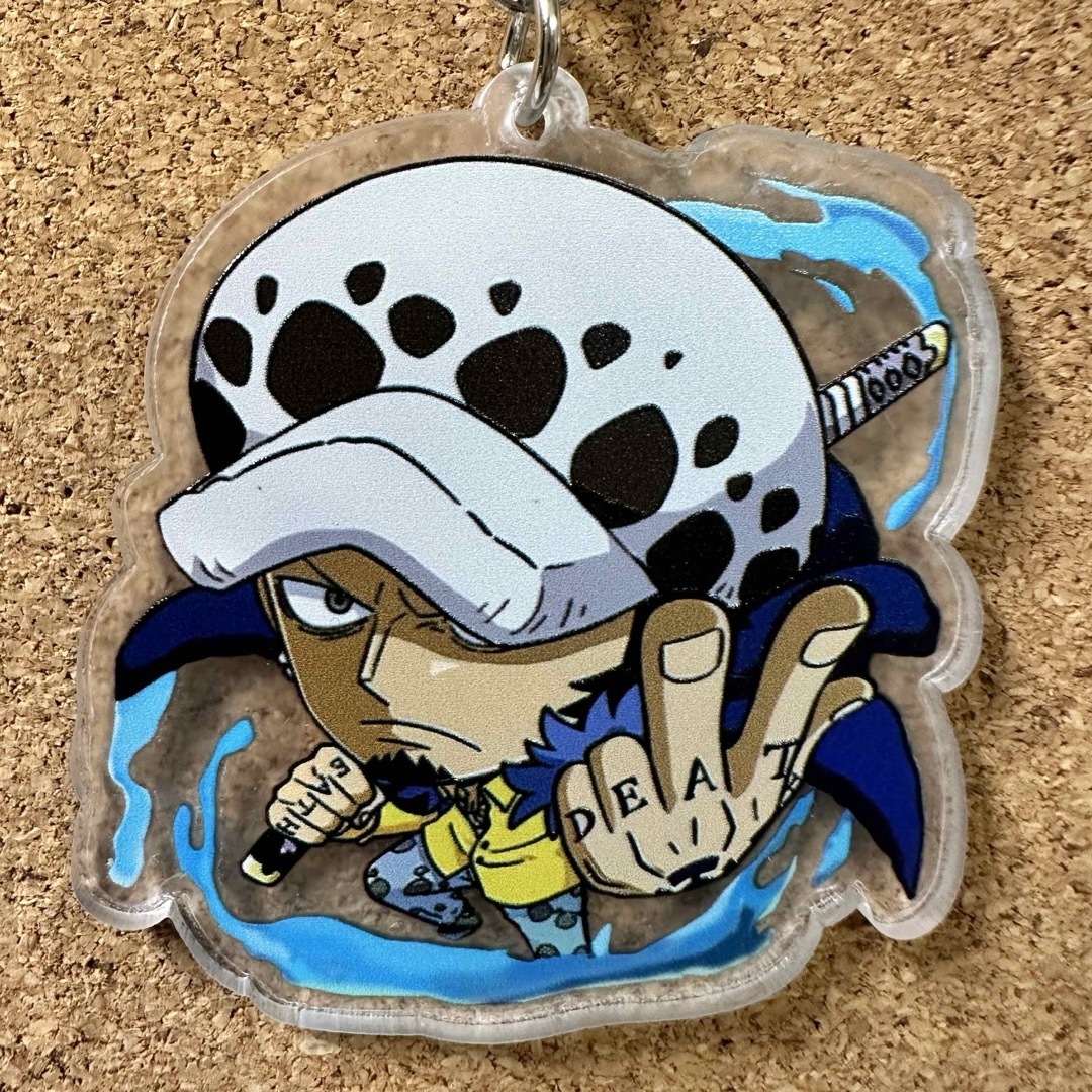 ONE PIECE】トラファルガー・ロー(デフォメver)【アクキー 】の ONE PIECE】トラファルガー・ロー(デフォメver)【アクキー 】の