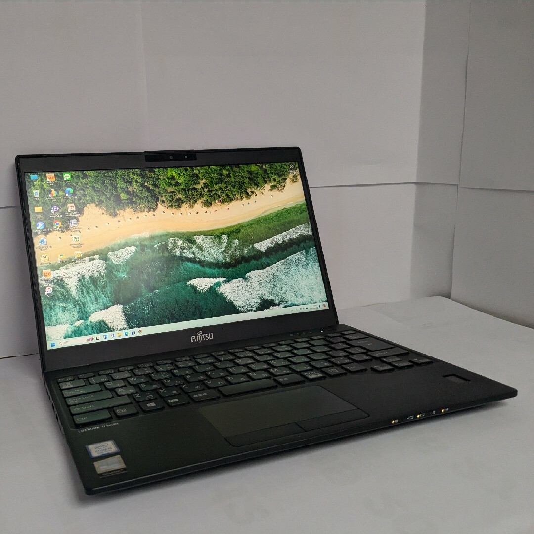 爆速&超軽量&薄型 富士通LIFEBOOK ノートパソコン カメラ付2 爆速&超軽量&薄型 富士通LIFEBOOK ノートパソコン カメラ付2