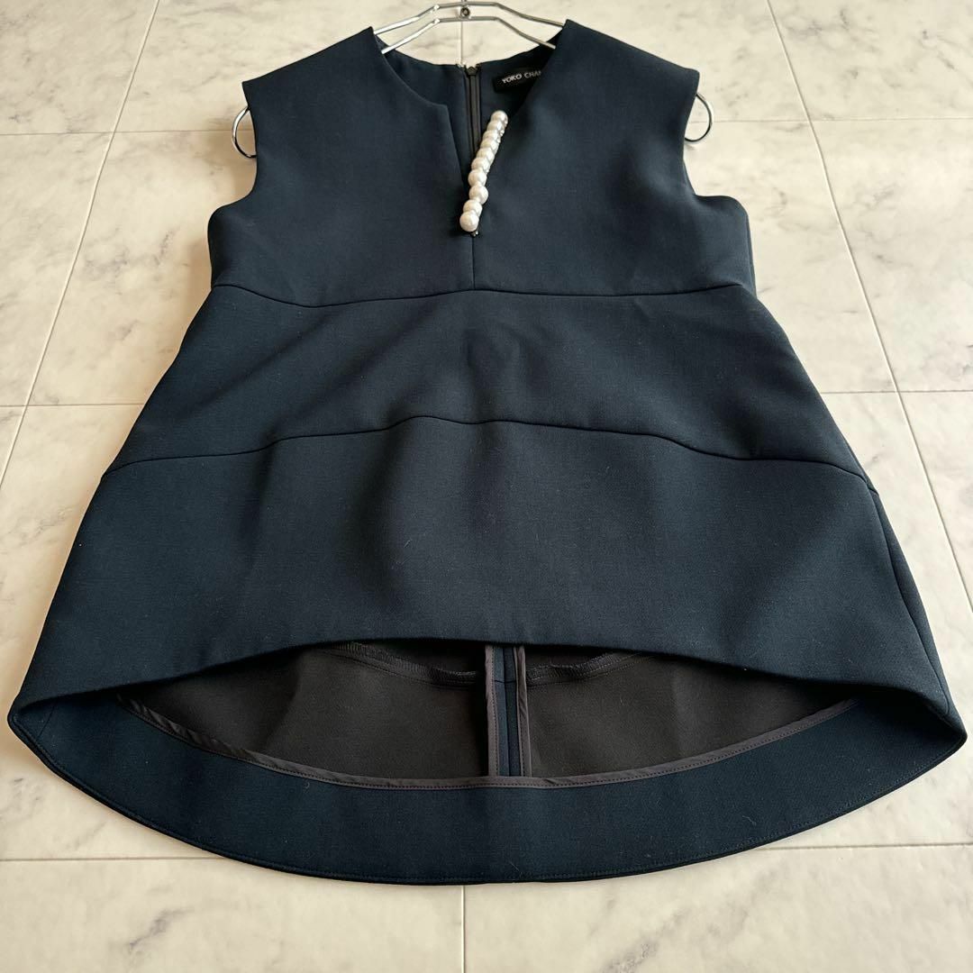 美品 YOKO CHAN ヨーコ チャン パール スリット ブラウス ネイビー 美品 YOKO CHAN ヨーコ チャン パール スリット ブラウス ネイビー