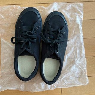 ジーユー(GU)のGUシューズ　24センチ(スニーカー)