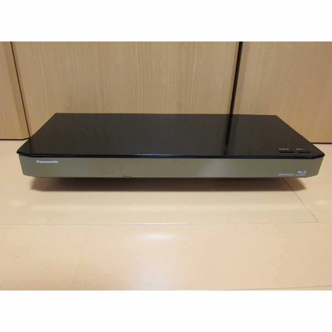 擦り傷あり。新品HDD1TBへ交換！ Panasonic DMR-BRZ2000