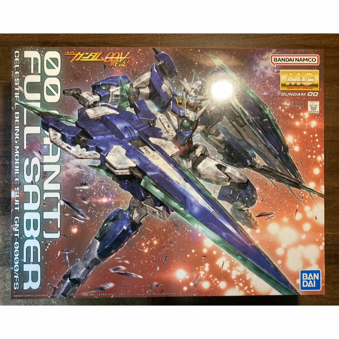 BANDAI - MG 機動戦士ガンダムダブルオー ダブルオークアンタフルセイバー1/100 L1