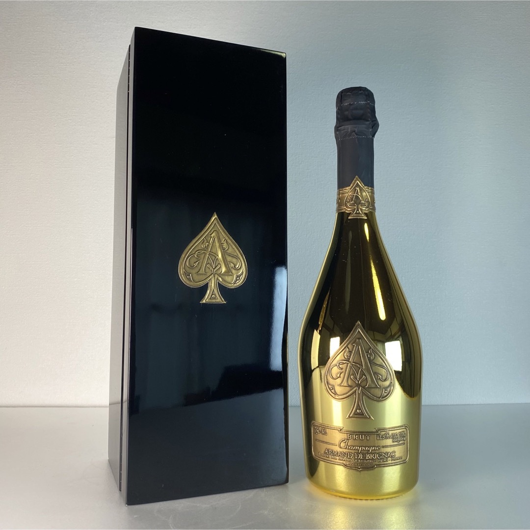 Armand de Brignac ピンクシャンパン くすぐっ 750ml Armand de Brignac ピンクシャンパン くすぐっ 750ml