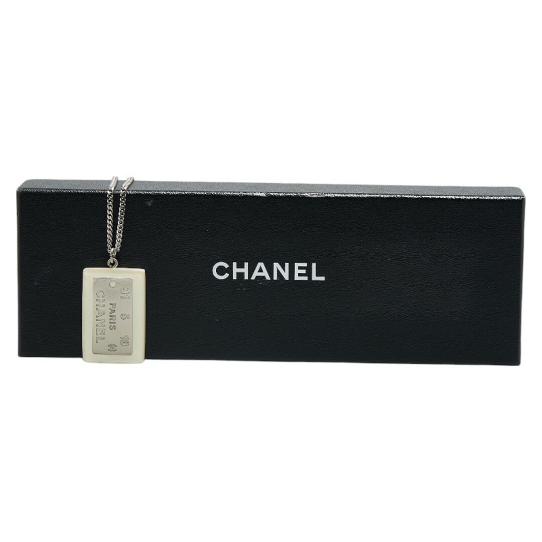 CHANEL - シャネル カンボン プレート ネックレス プラスチック CHANEL - シャネル カンボン プレート ネックレス プラスチック