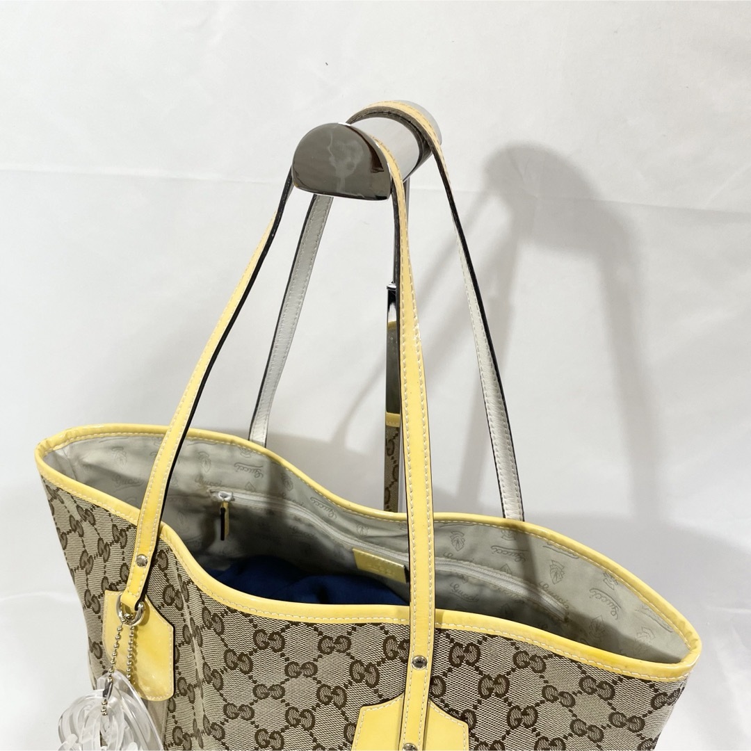 正規品 GUCCI グッチ トートバッグ GGキャンバス ロゴチャーム 正規品 GUCCI グッチ トートバッグ GGキャンバス ロゴチャーム