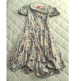 Vivienne Westwood(フォーマル/ドレス)のフリマアイテム一覧 Vivienne Westwood(フォーマル/ドレス)のフリマアイテム一覧
