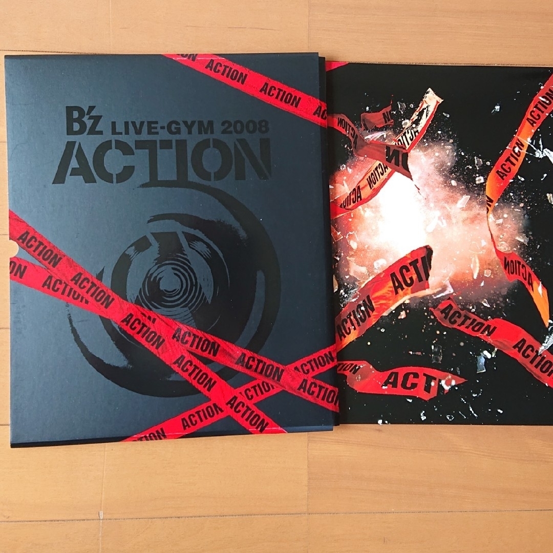 B'z - B'z LIVE-GYM 2008 ACTION パンフレットの通販 by ひらり B'z - B'z LIVE-GYM 2008 ACTION パンフレットの通販 by ひらり