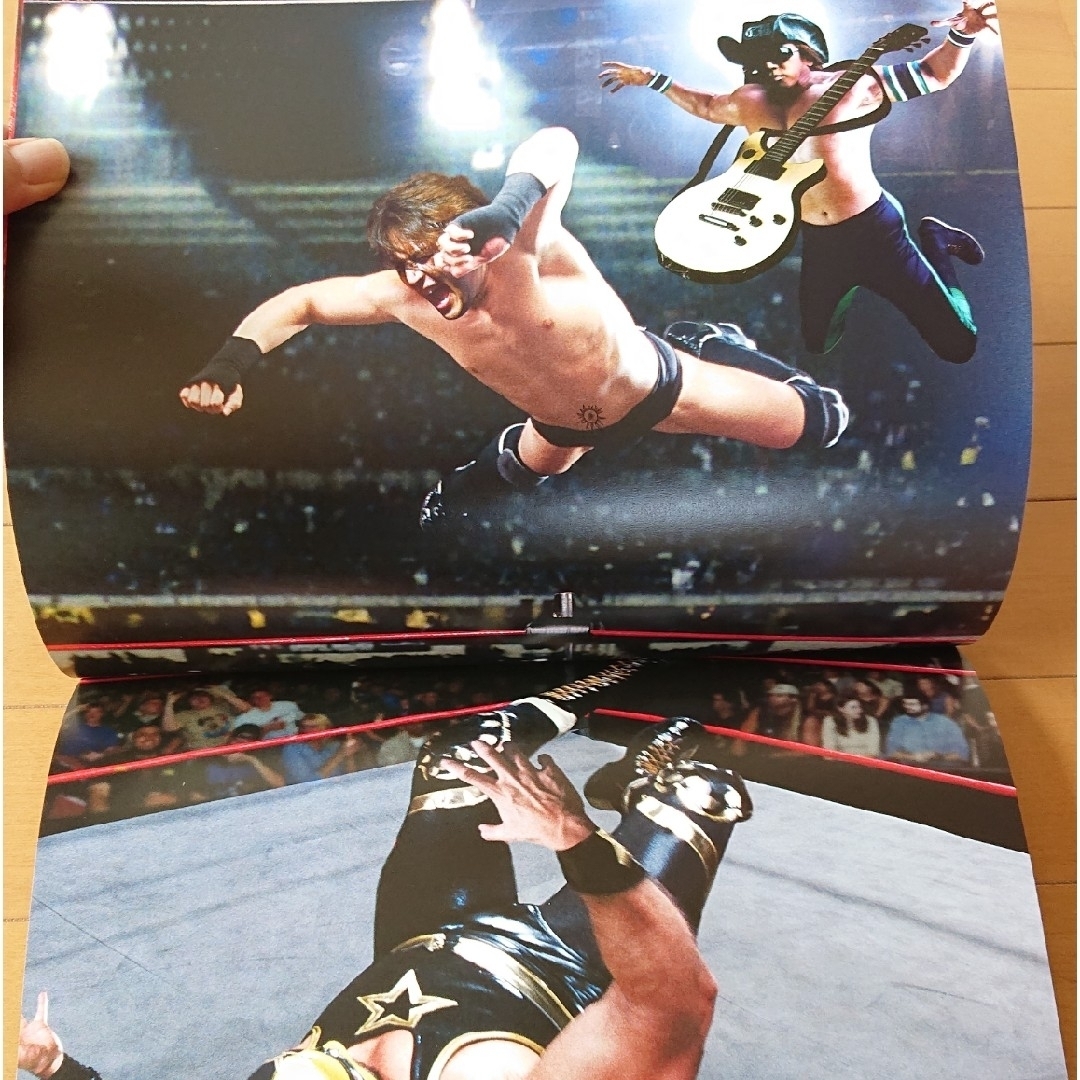 B'z - B'z LIVE-GYM 2008 ACTION パンフレットの通販 by ひらり B'z - B'z LIVE-GYM 2008 ACTION パンフレットの通販 by ひらり