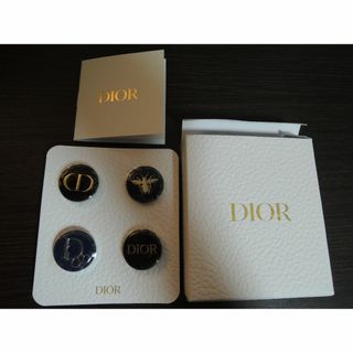 クリスチャンディオール(Christian Dior)の★DIOR ノベルティーピンバッジ(ブローチ/コサージュ)