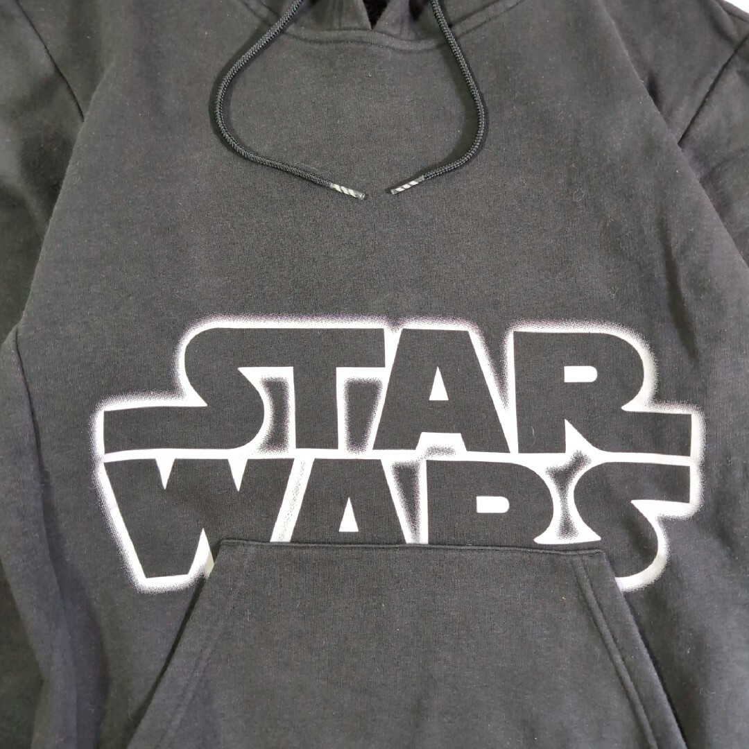adidas(アディダス)のadidas × STARWARS 両面ロゴ パーカー S 古着 356 メンズのトップス(パーカー)の商品写真
