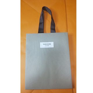 THOM BROWNE(ショップ袋)のフリマアイテム一覧 THOM BROWNE(ショップ袋)のフリマアイテム一覧